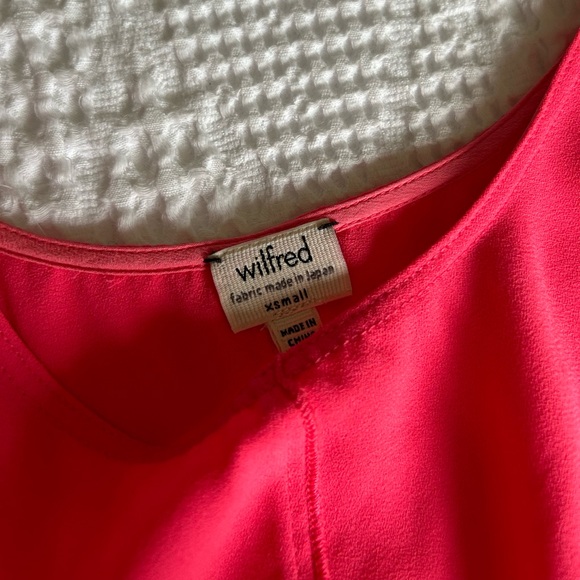 aritzia bright pink dress - Picture 4 of 4